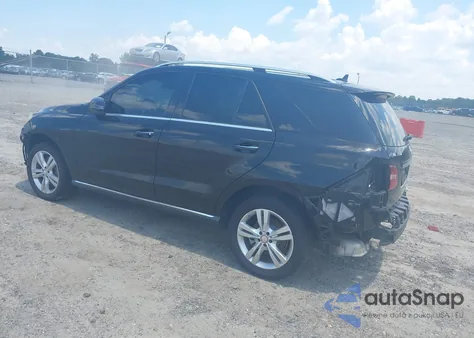 2015 Mercedes-Benz Ml 350 z USA, uszkodzony, nr VIN 4JGDA5JB2FA604188